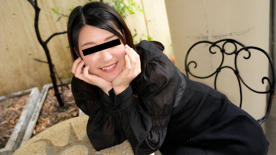 むっちりちっぱい美女がリップでご奉仕！